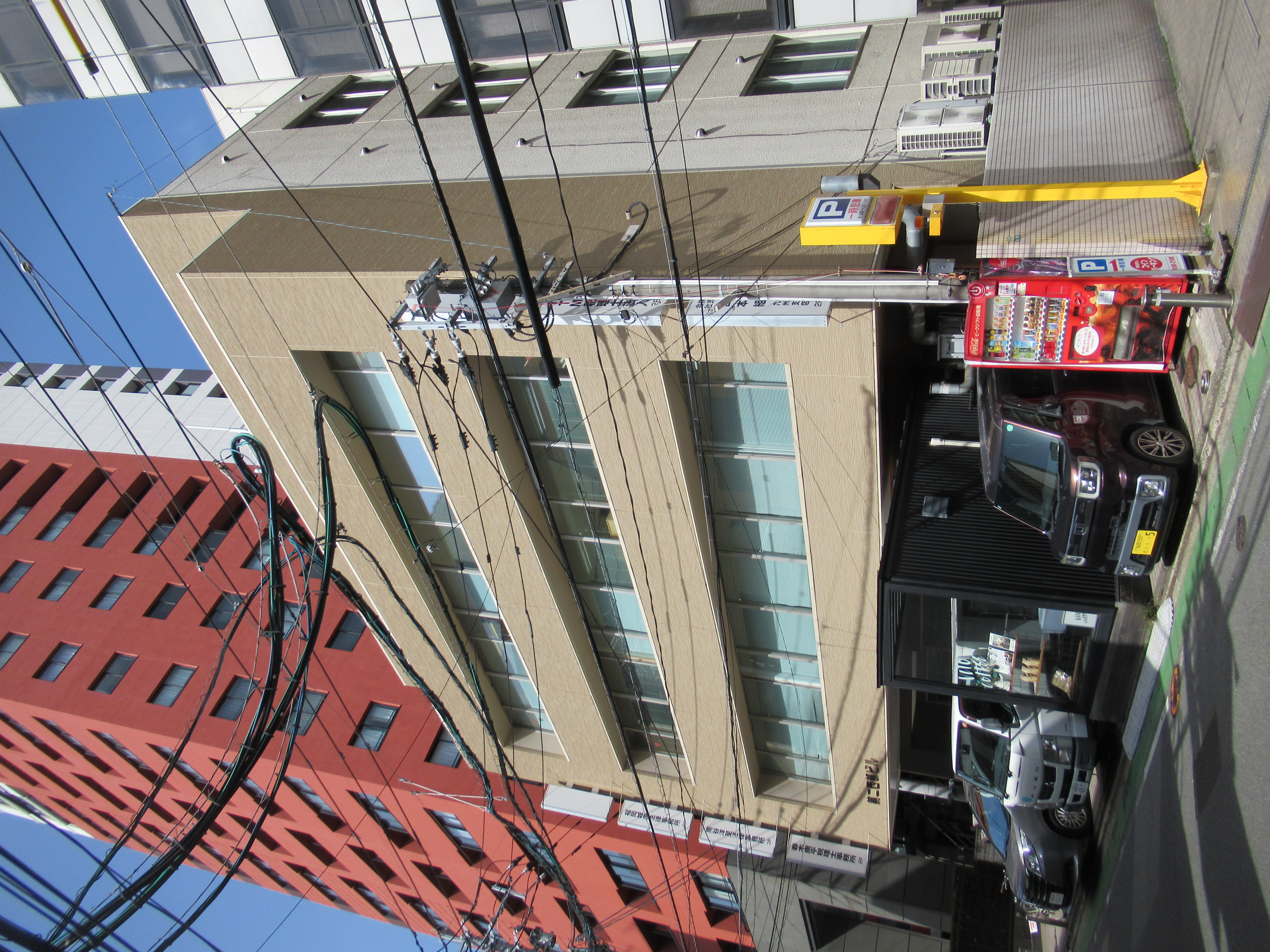 第二西部ビル：店舗