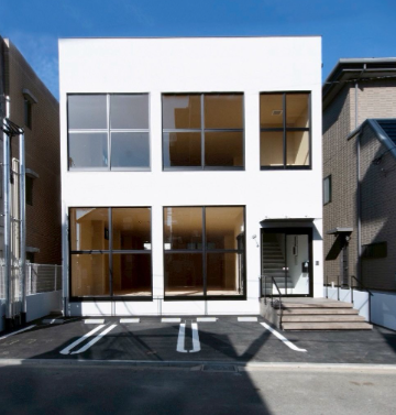 Z-COURT Fujisaki（ジーコートフジサキ）