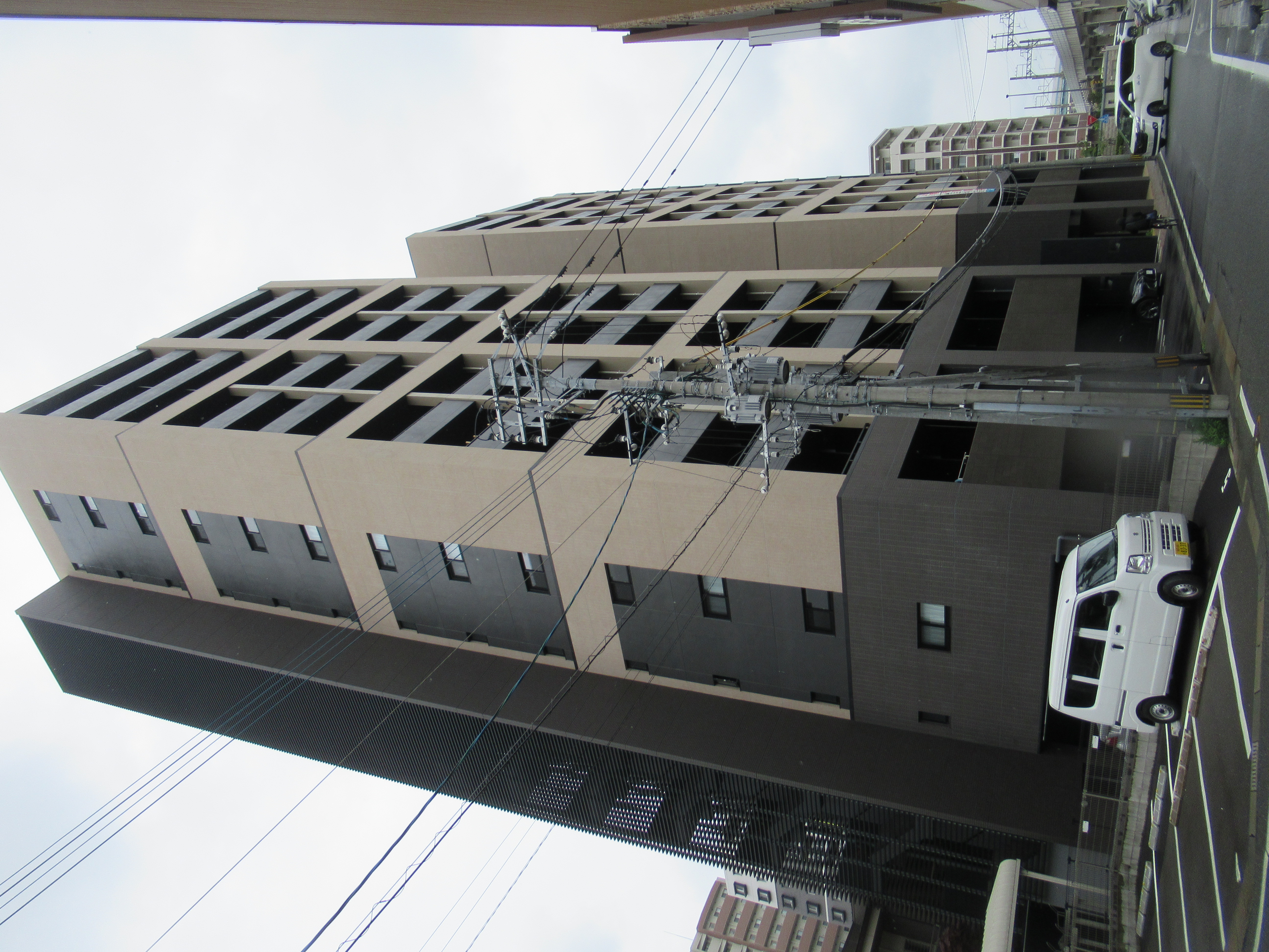 ラクレイス香椎駅前