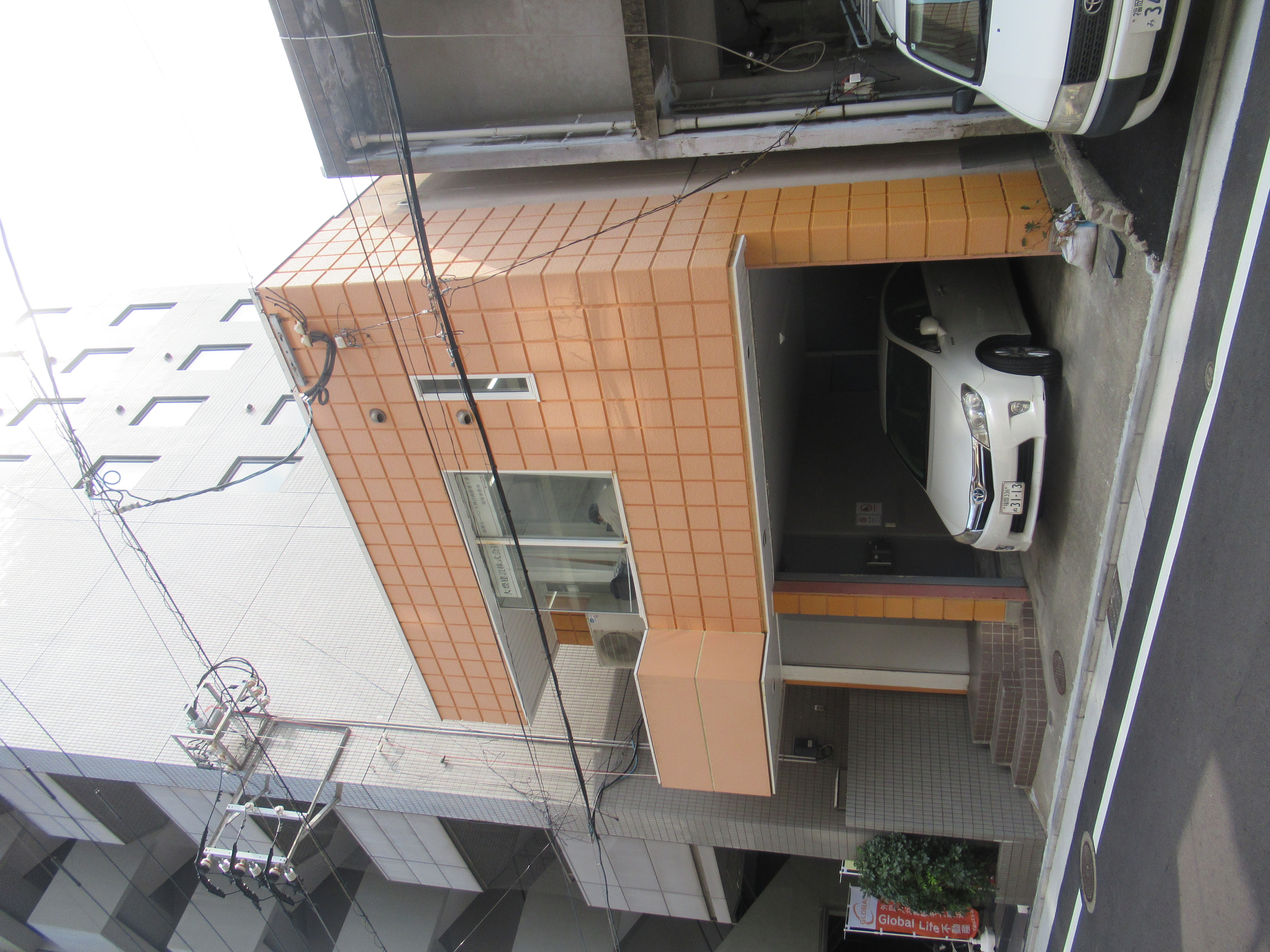 天神花ビル：店舗