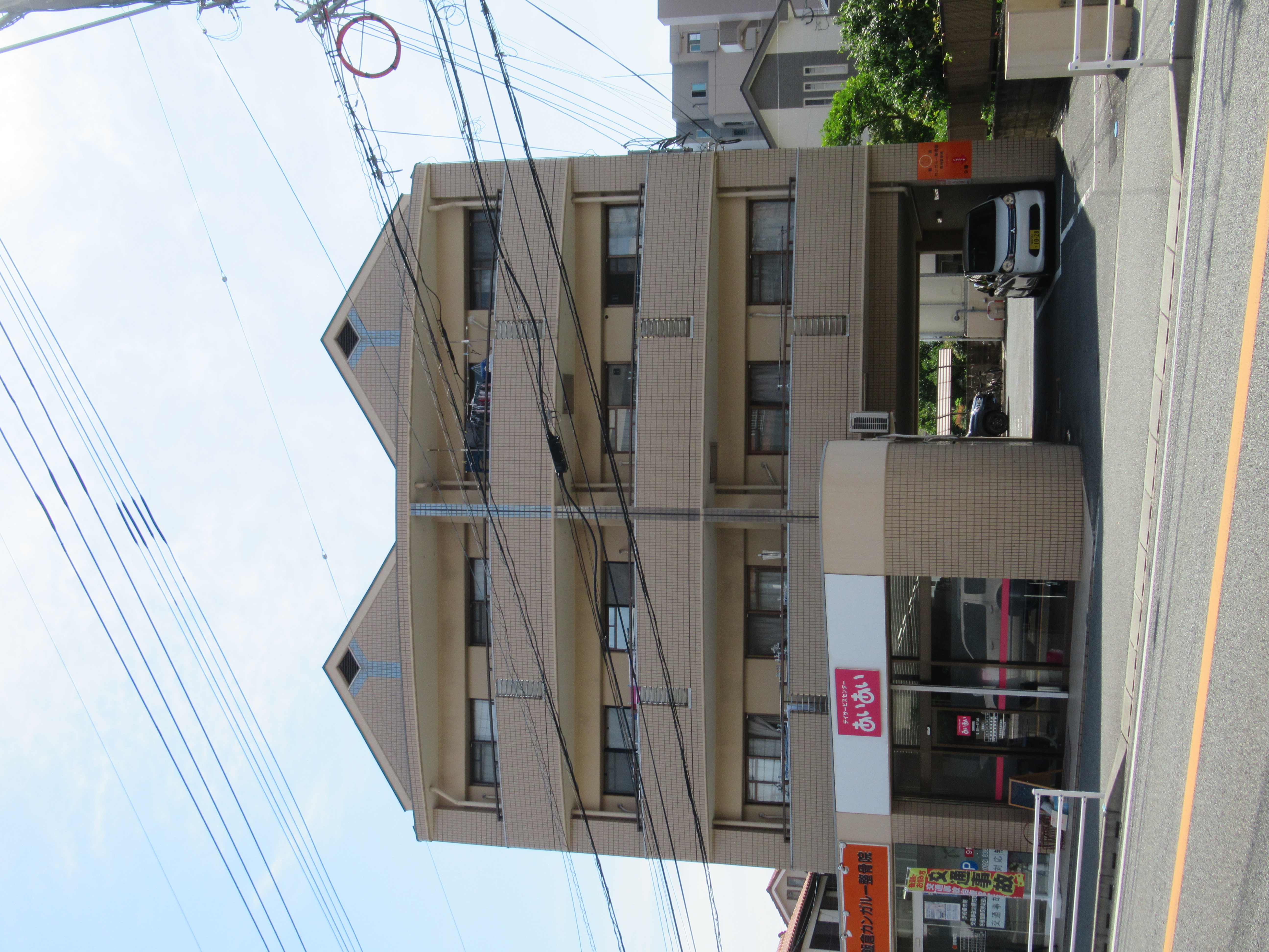 エトワール津田：店舗