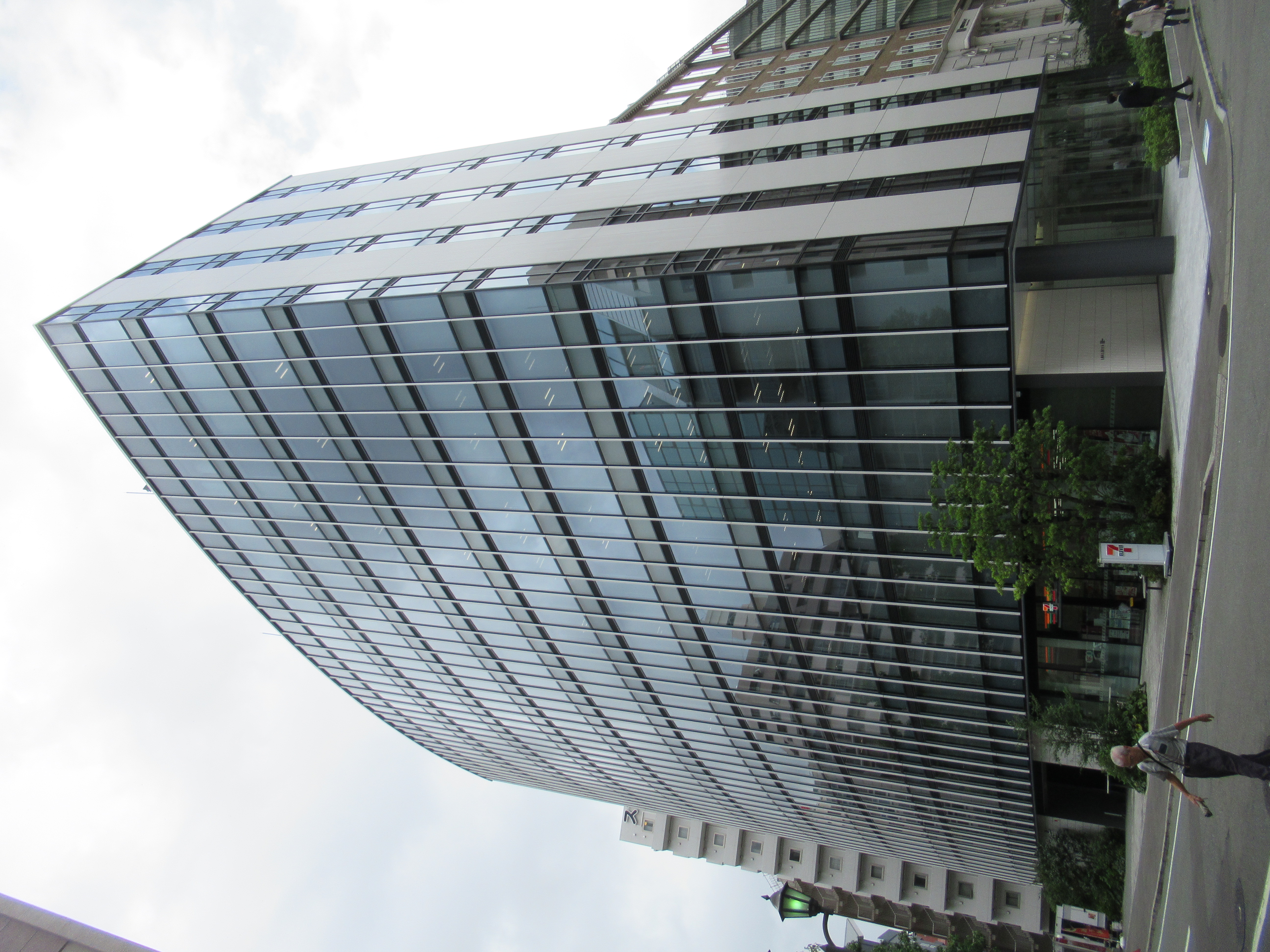 九勧末広通りビル