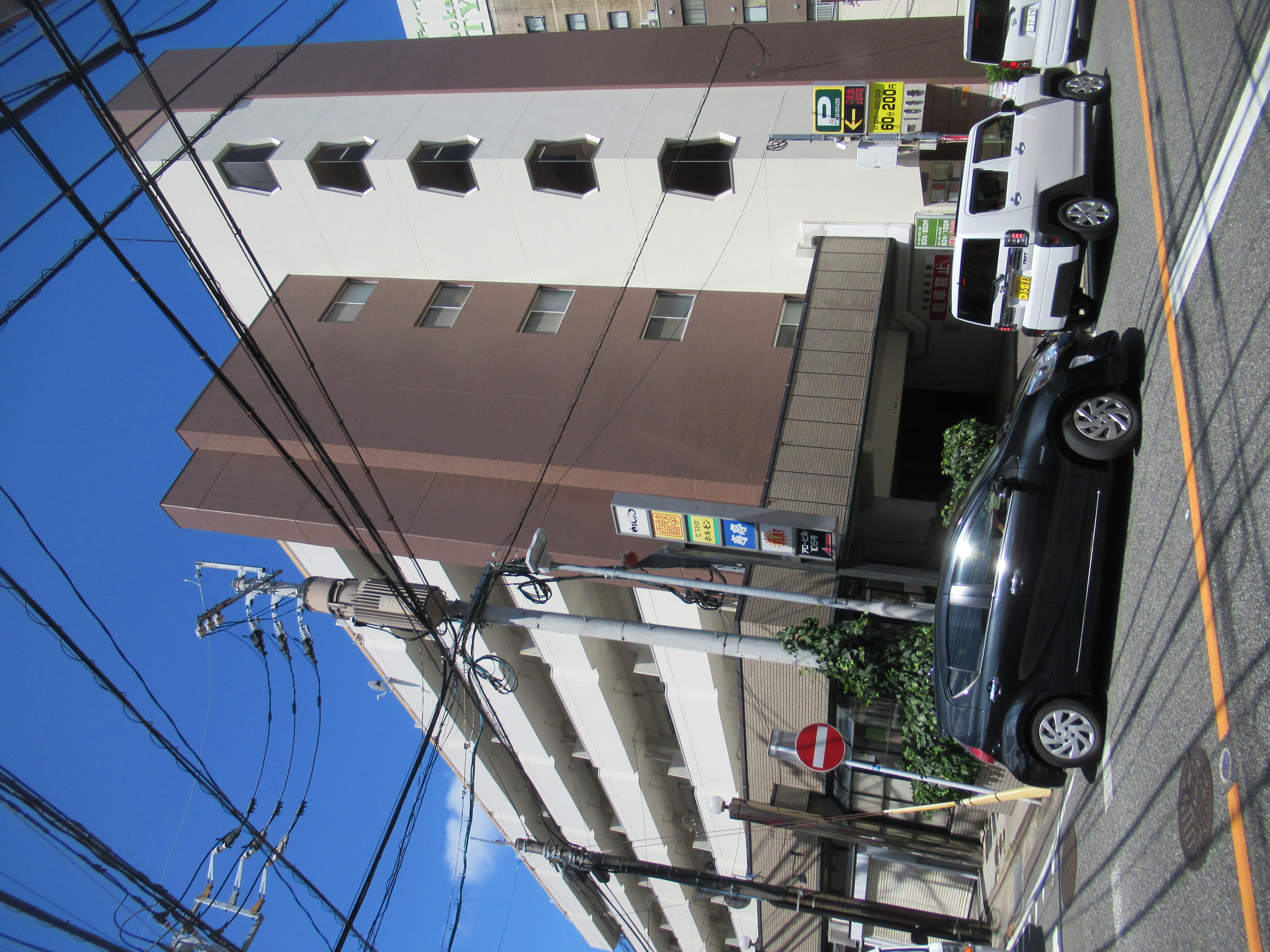 アロー103号館：店舗