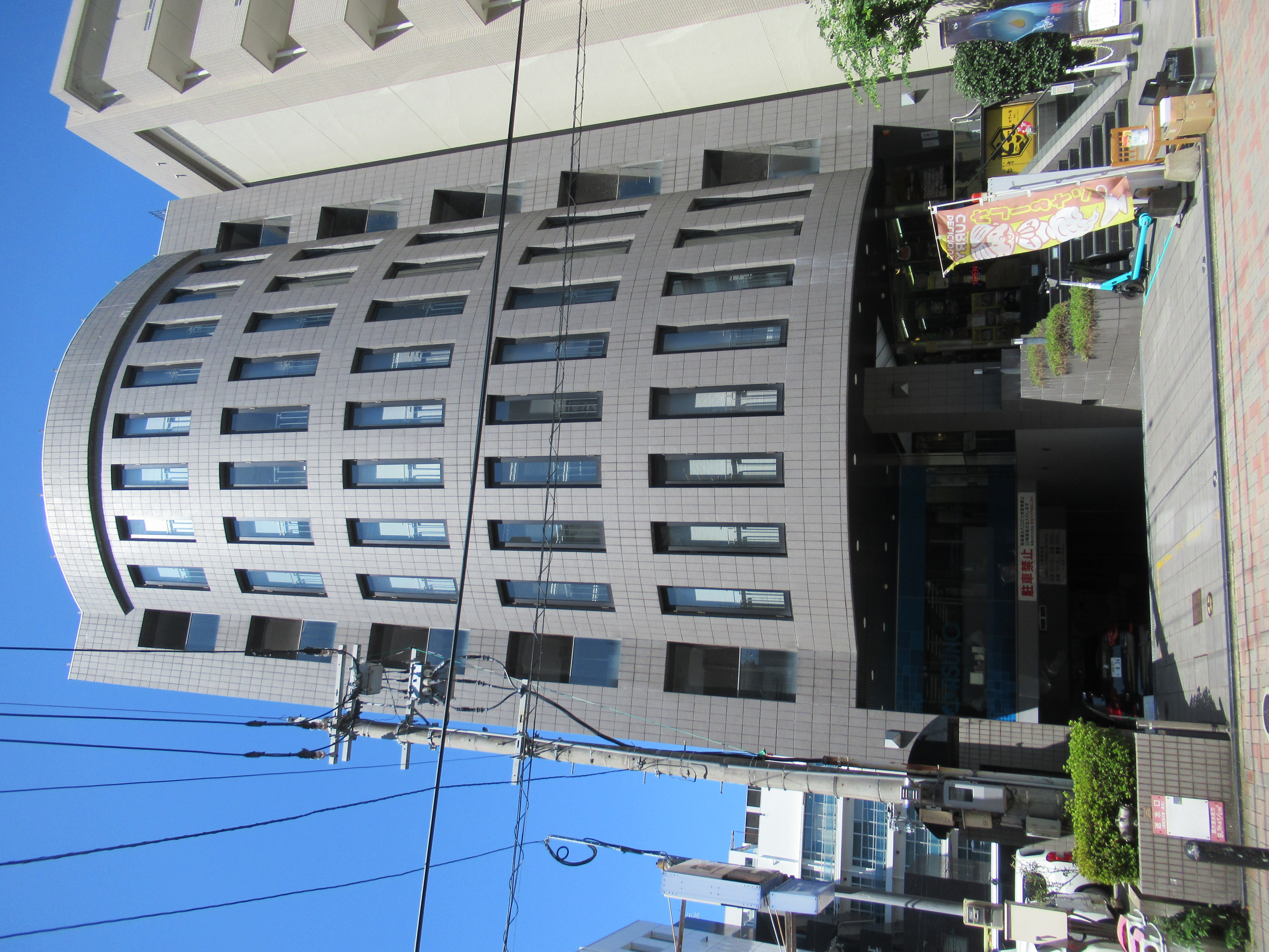 OMビル：店舗