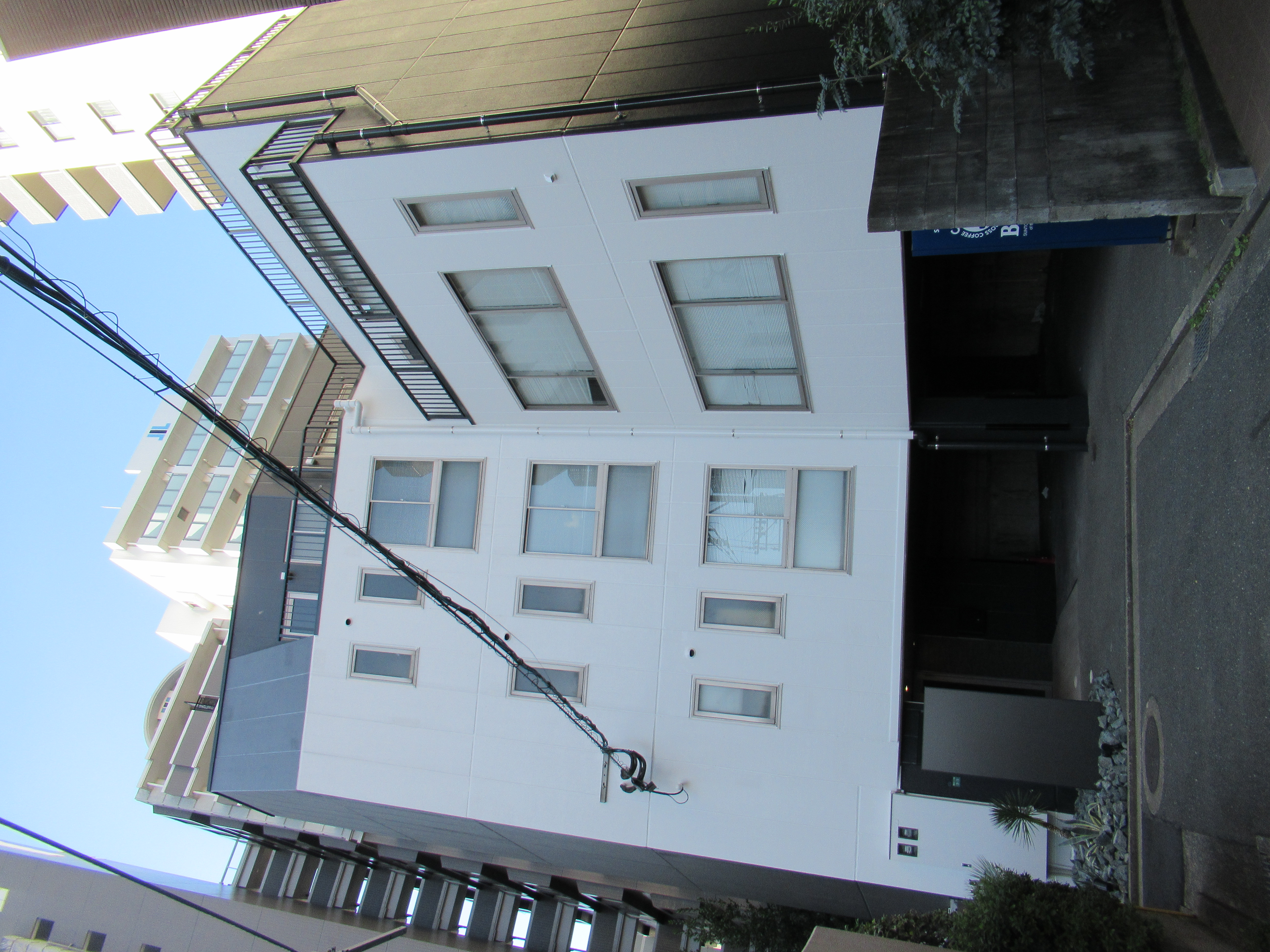 那の川創電ビル