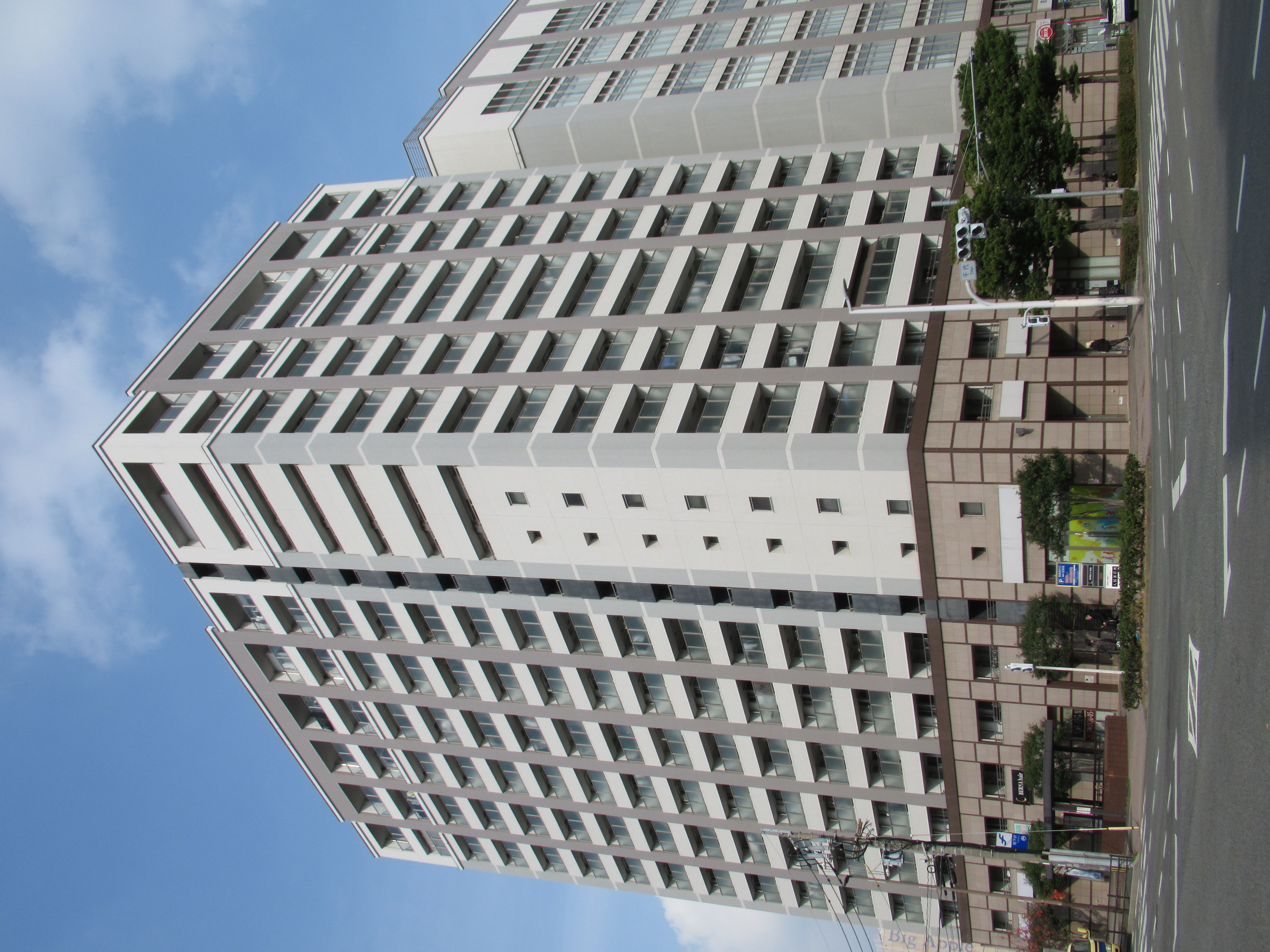 ラクレイス千代県庁口